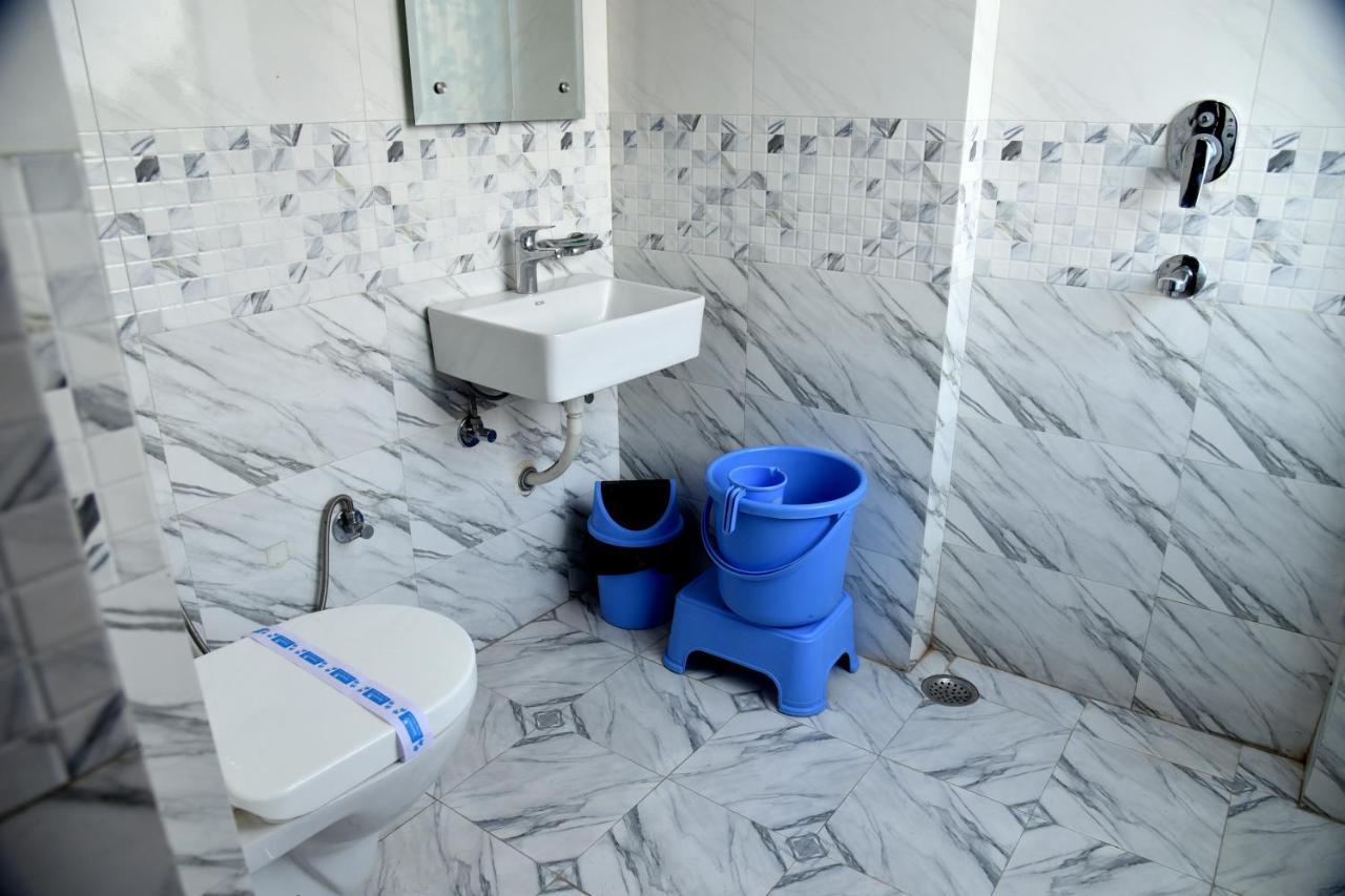 Hotel Shri Gourav Биканер Екстериор снимка