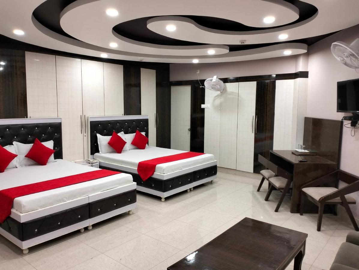 Hotel Shri Gourav Биканер Екстериор снимка